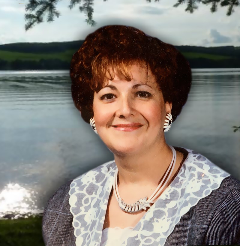 Mme Nicole Duguay Savoie