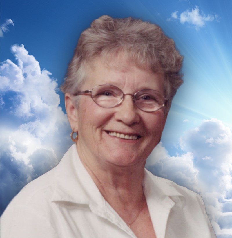 Mme Laurette Perreault Lavoie