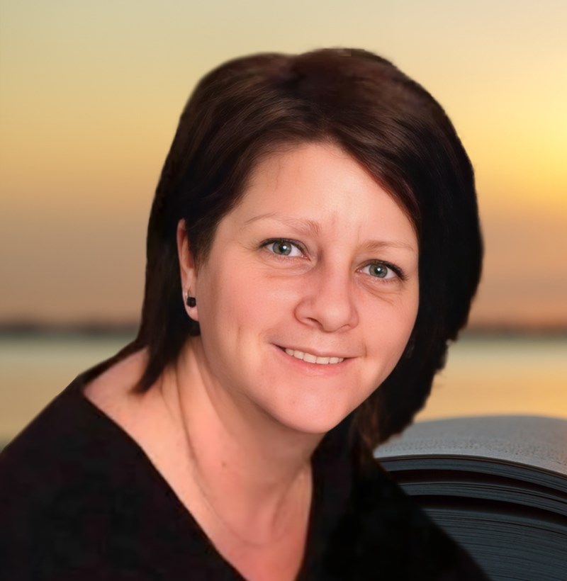 Mme Nathalie Morneau