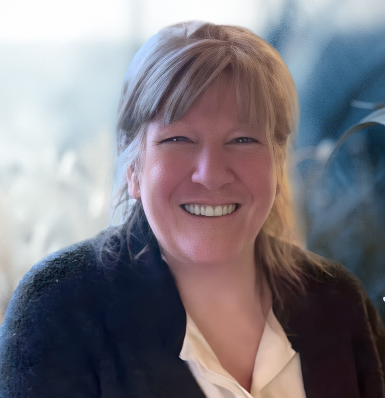 Mme Joanne Purtill