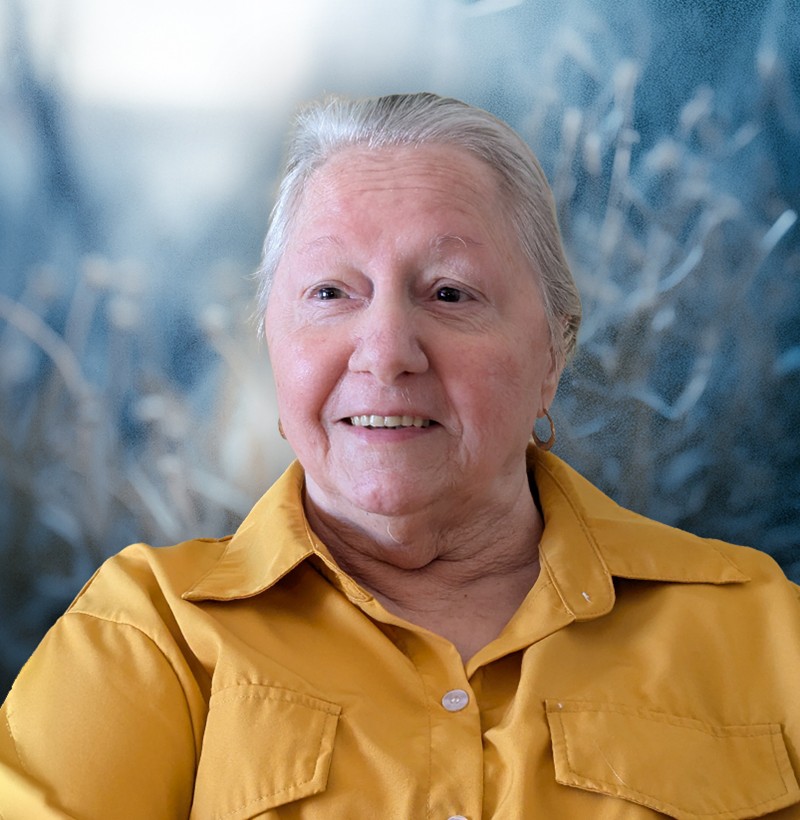 Mme Estelle Ouellet