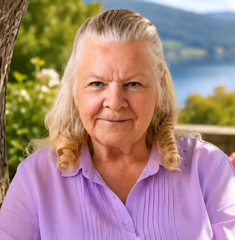 Mme Annette Jean
