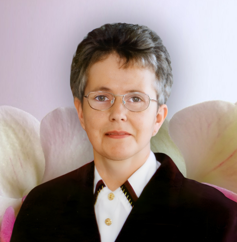 Mme Lucille Paquet