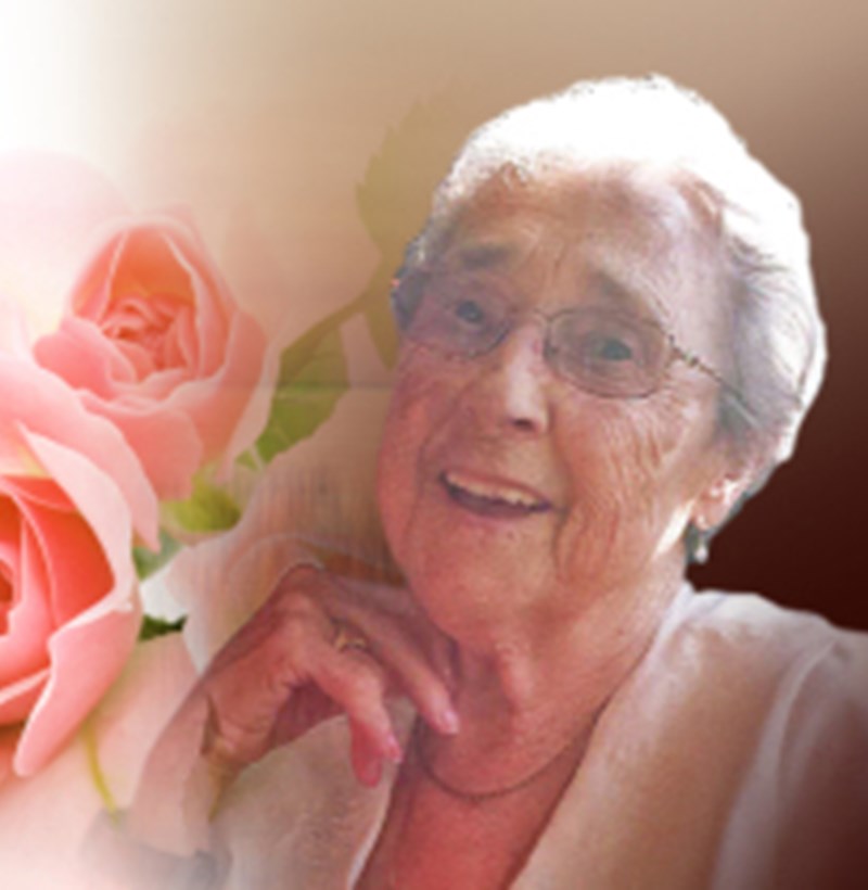 Mme Fernande Ducasse Roy